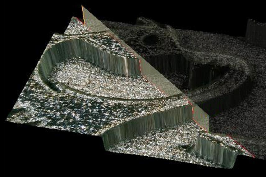 Burr-free laser engraving on metal produced with ultra-short pulse lasers