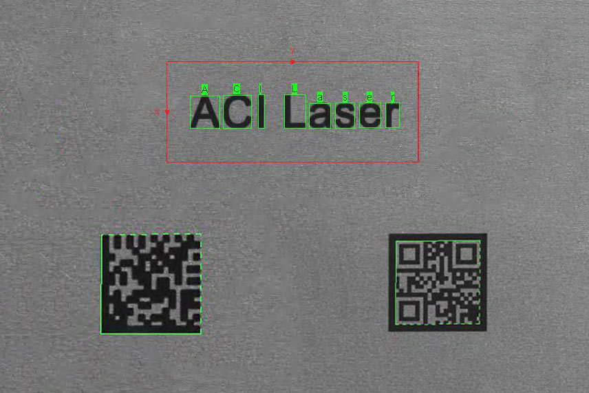 AOI-System erkennt Text und QR-Codes auf Bauteiloberfläche zur automatisierten Prüfung und Rückverfolgbarkeit