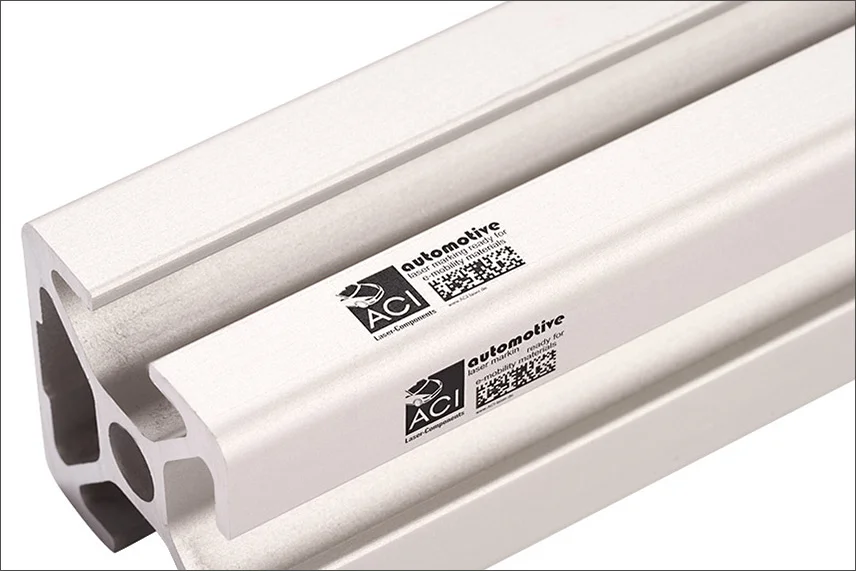 Marquage laser sur profilé extrudé en aluminium
