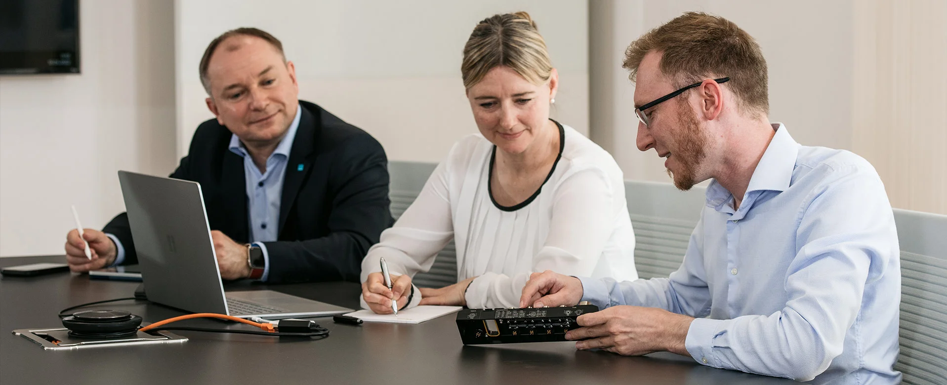 ACI Laser team is ready to answer customer questions and provide support