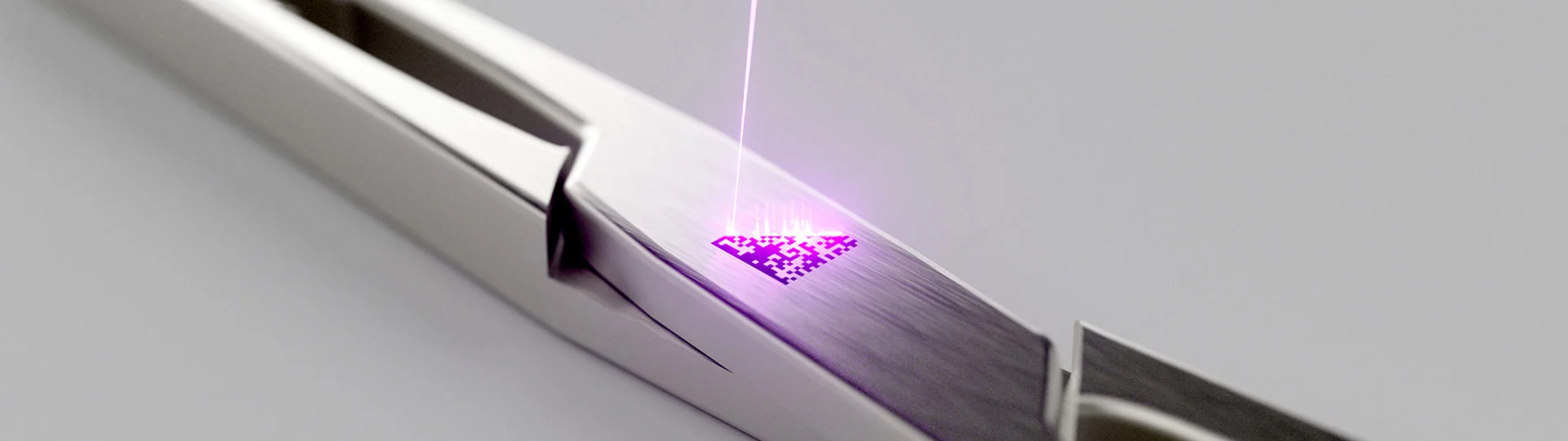 Black marking of surgical scissors by laser marking