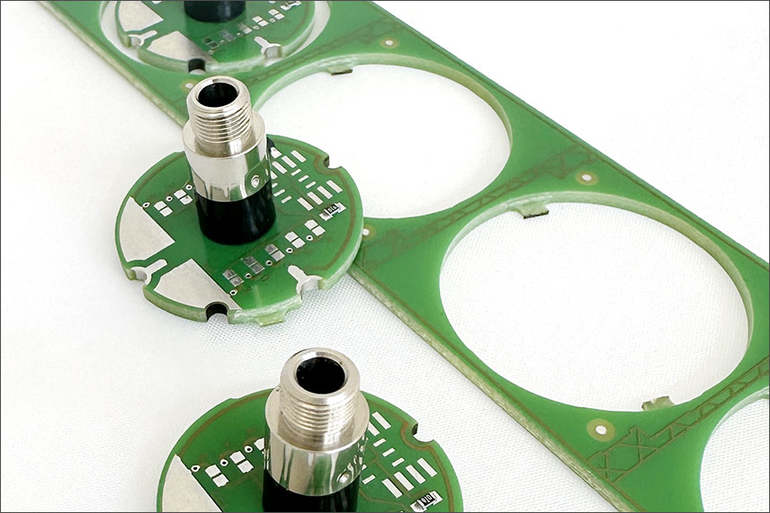 Smooth cut edges when separating panels with the DFL Nova Marker UV fiber laser from ACI Laser